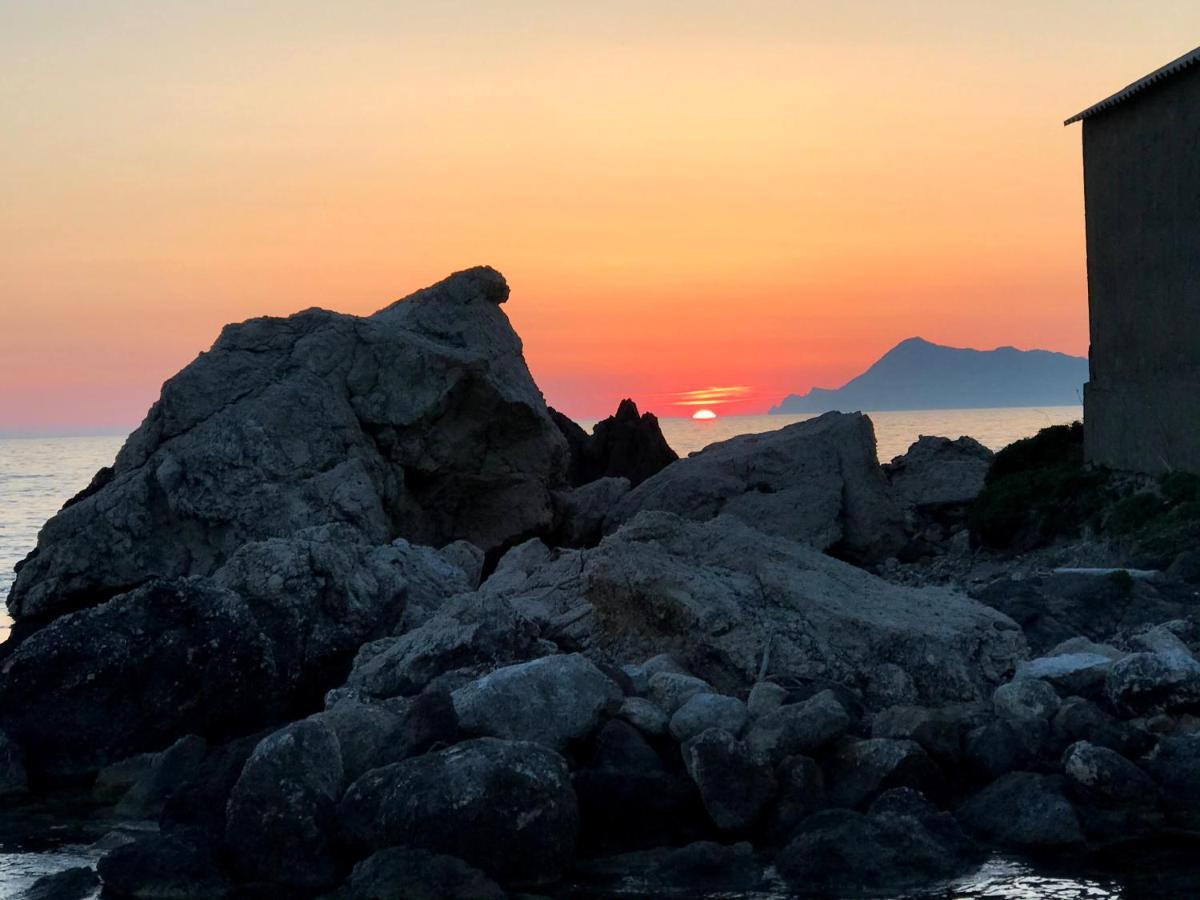 Nisaki Mathraki B&B Eksteriør billede