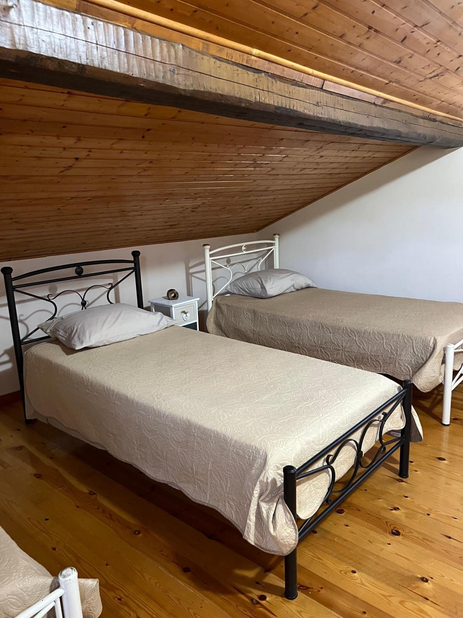 Nisaki Mathraki B&B Værelse billede