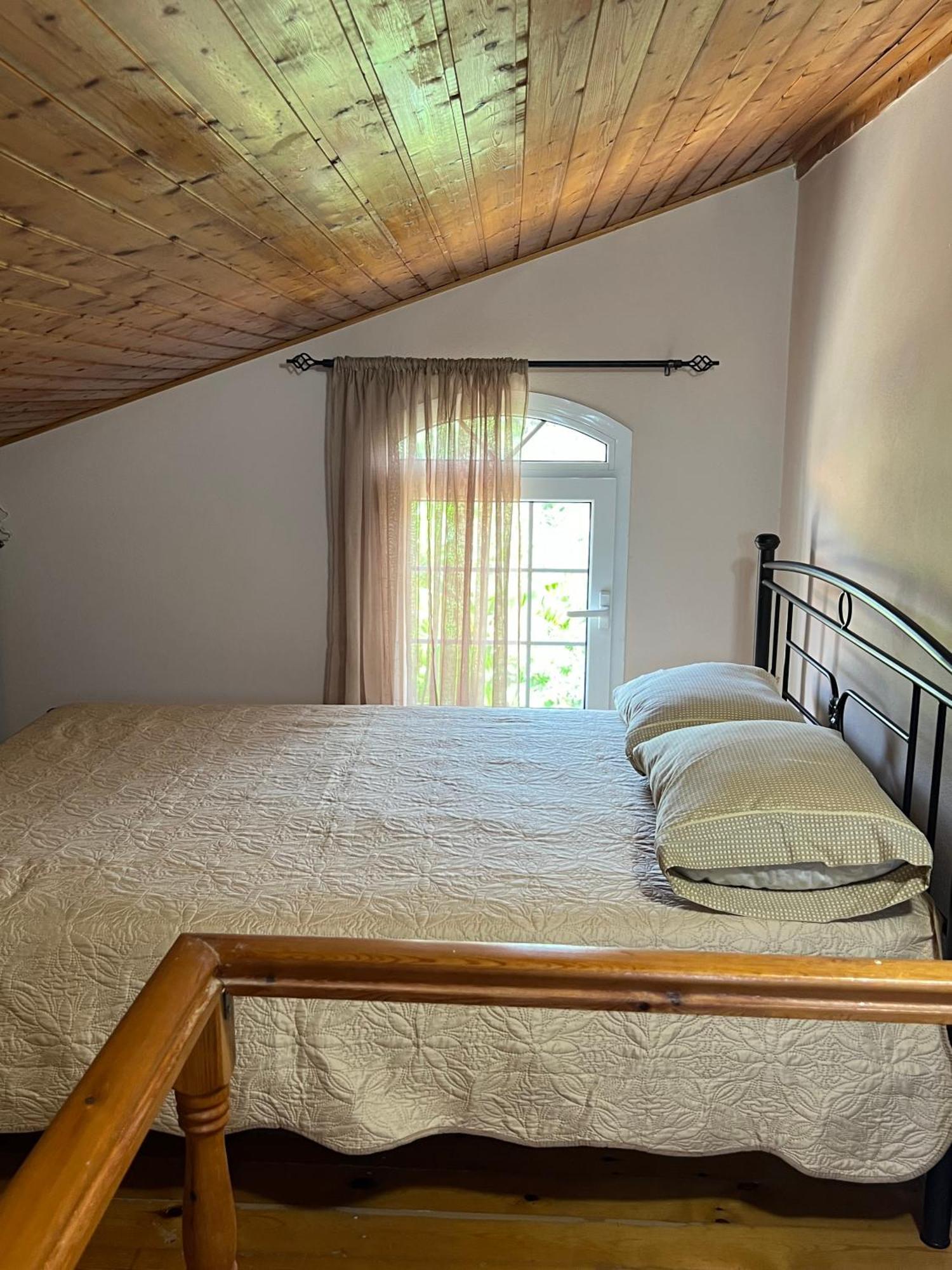 Nisaki Mathraki B&B Eksteriør billede