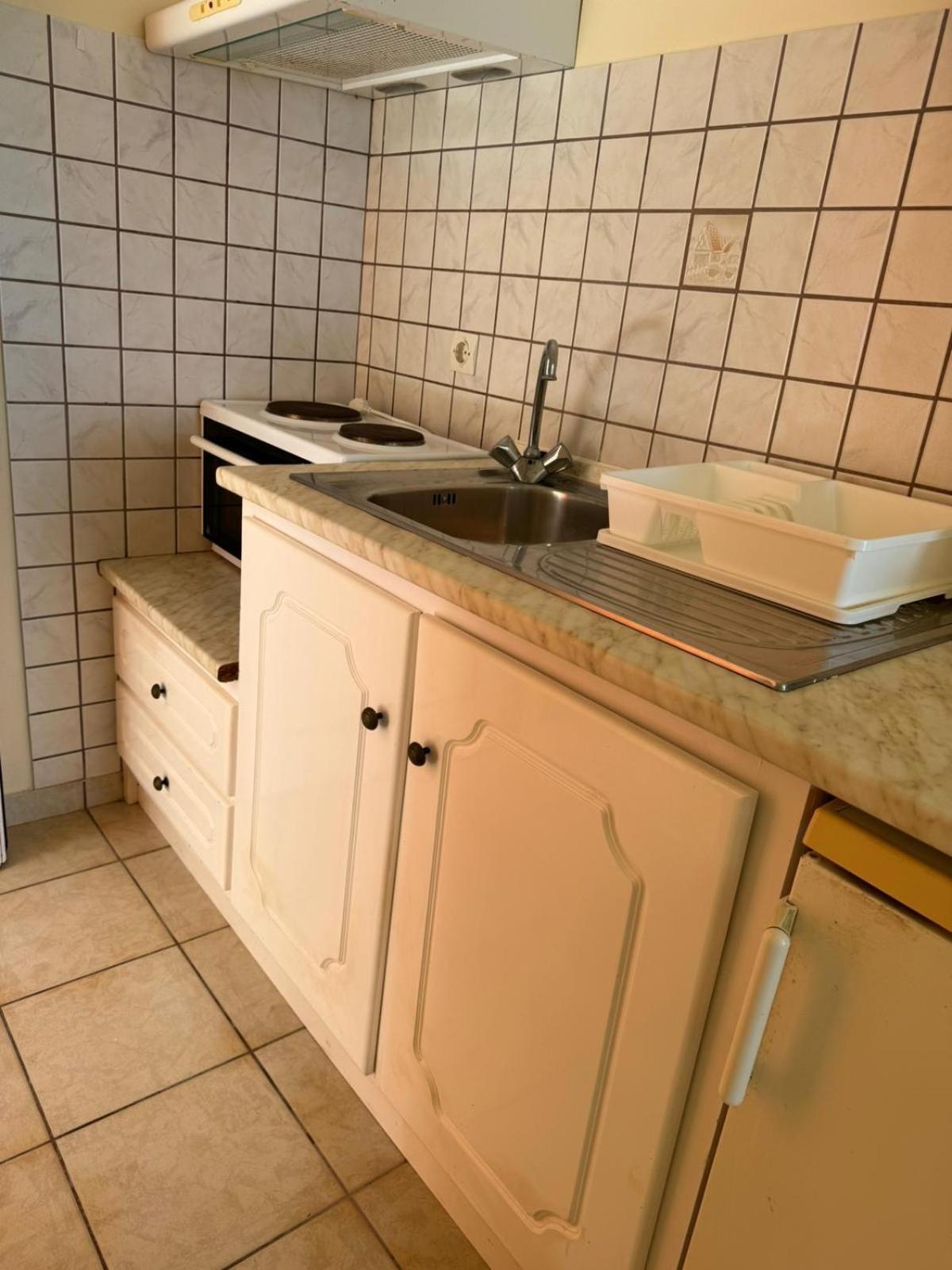 Nisaki Mathraki B&B Værelse billede